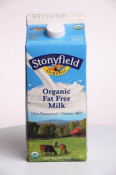 organic skim milk nutrition label stonyfield